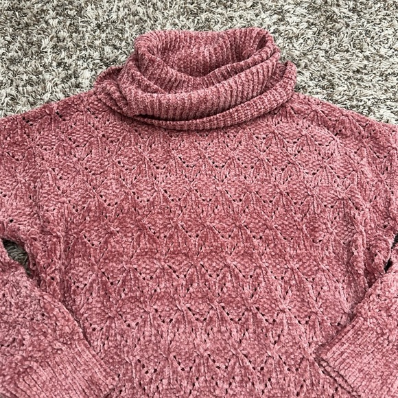 Mauve Chenille Turtleneck Sweater - Picture 5 of 11